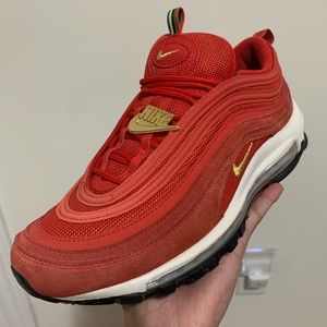 Meet your Posher, Ali